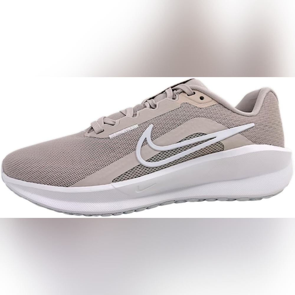 NWOT Nike Women's W Downshifter 13 Trainers : Platinum Violet White Photon